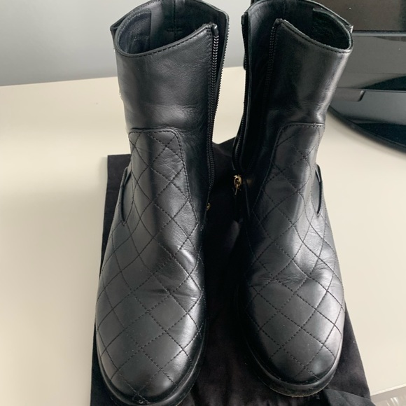 Chanel interlocking CC moto boots size 36.5 - Picture 2 of 8